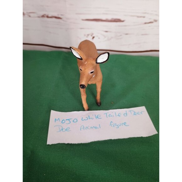 MOJO White Tailed Deer Doe Animal Figure 1014224‎ 2014 - Picture 2 of 5